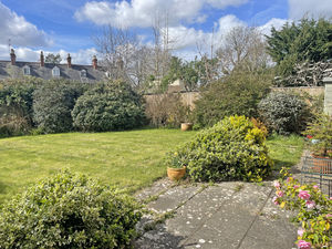 Photo 21- click for photo gallery